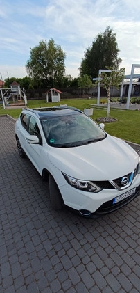 Nissan Qashqai cena 65000 przebieg: 90800, rok produkcji 2015 z Ozorków małe 92